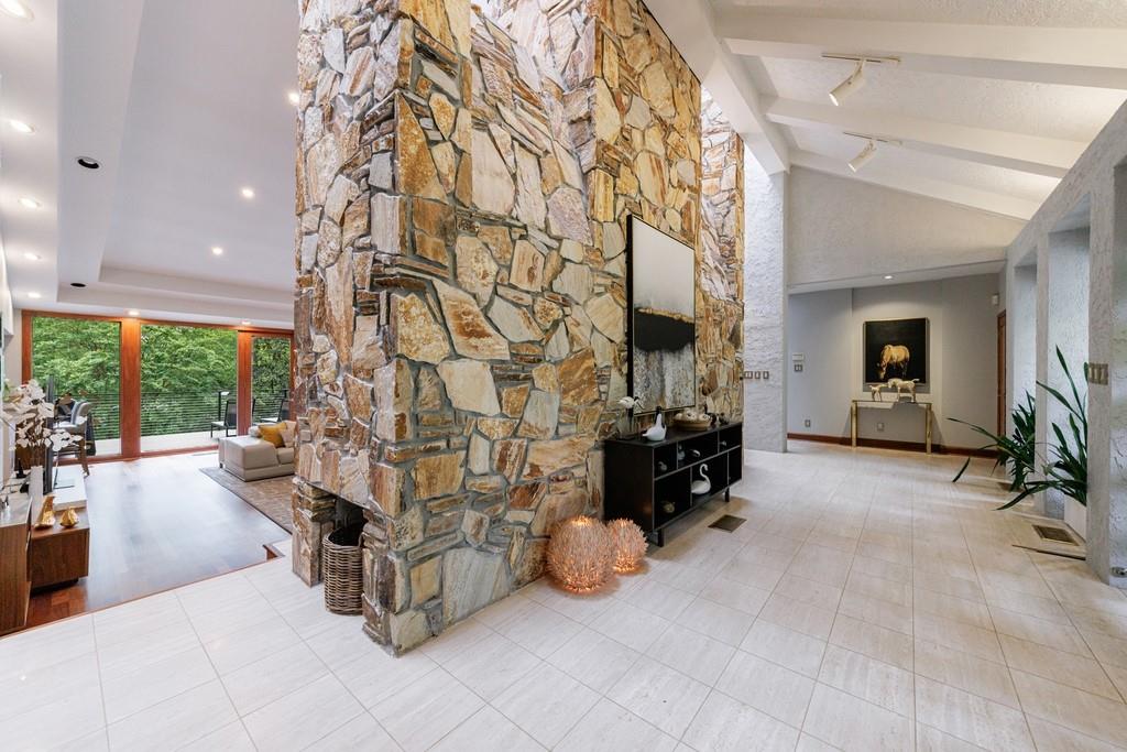 5120 Jett Forest Trail, Atlanta, Georgia image 8