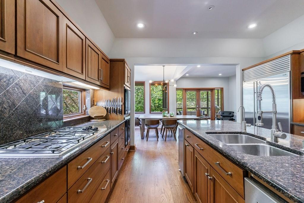 5120 Jett Forest Trail, Atlanta, Georgia image 14
