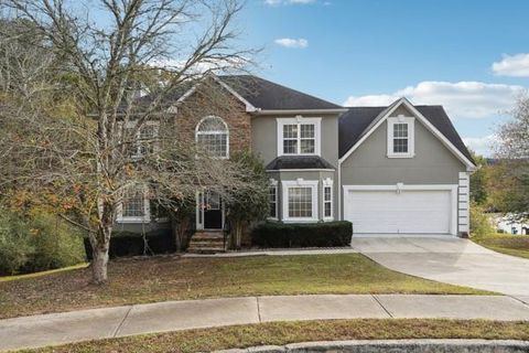 A home in Dacula