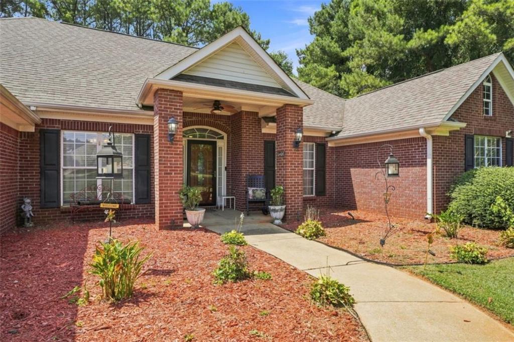 212 Vernon Walk