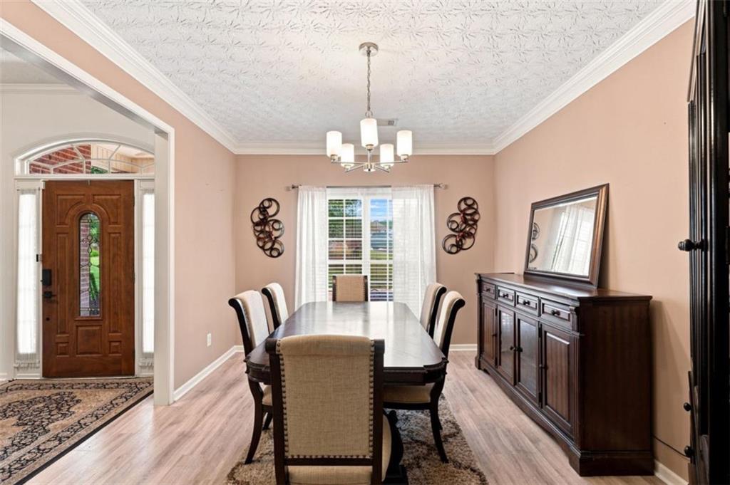 212 Vernon Walk