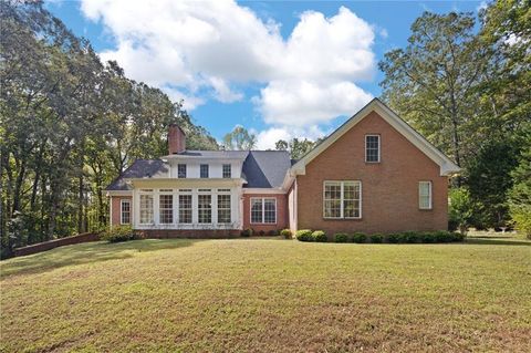 A home in Dawsonville