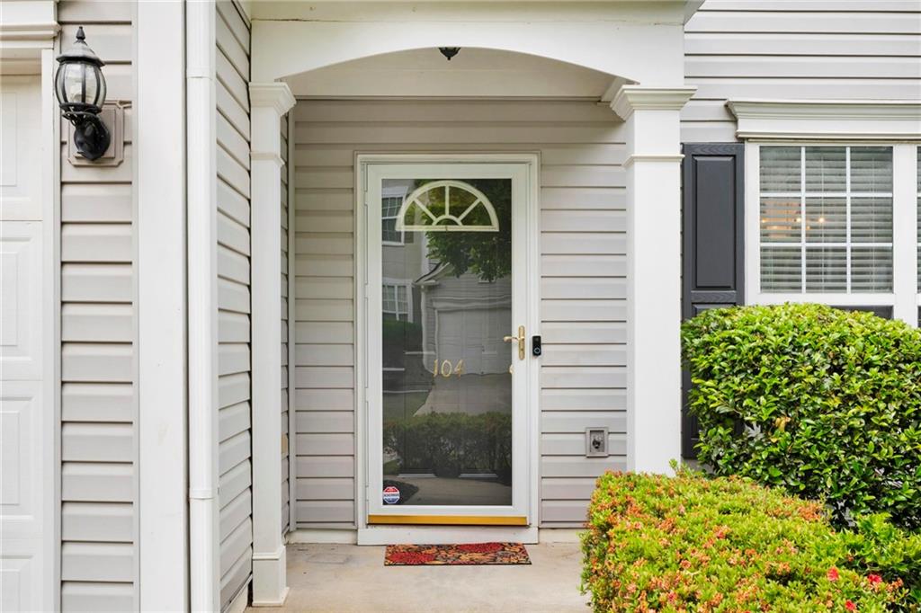 104 Kenninghall Drive SE