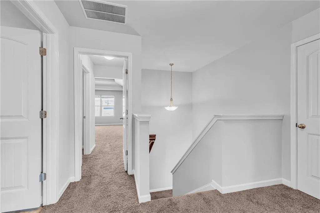 Union City, Georgia 30291, United States, 3 Bedrooms Bedrooms, ,3 BathroomsBathrooms,Residential,Pending,20231