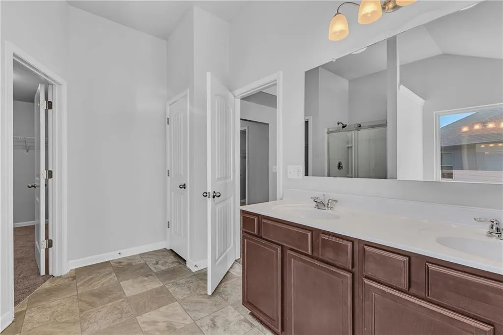 Union City, Georgia 30291, United States, 3 Bedrooms Bedrooms, ,3 BathroomsBathrooms,Residential,Pending,20231