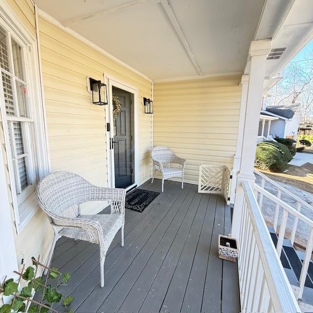 588 Freemans Walk
