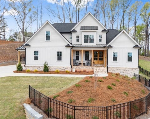 Homes For Sale - 7055 Sanctuary Drive<br/> Jefferson, GA 30549