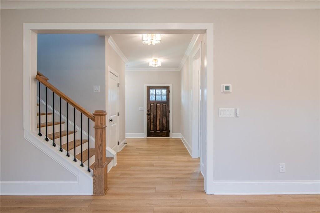 204 Knollwood Drive