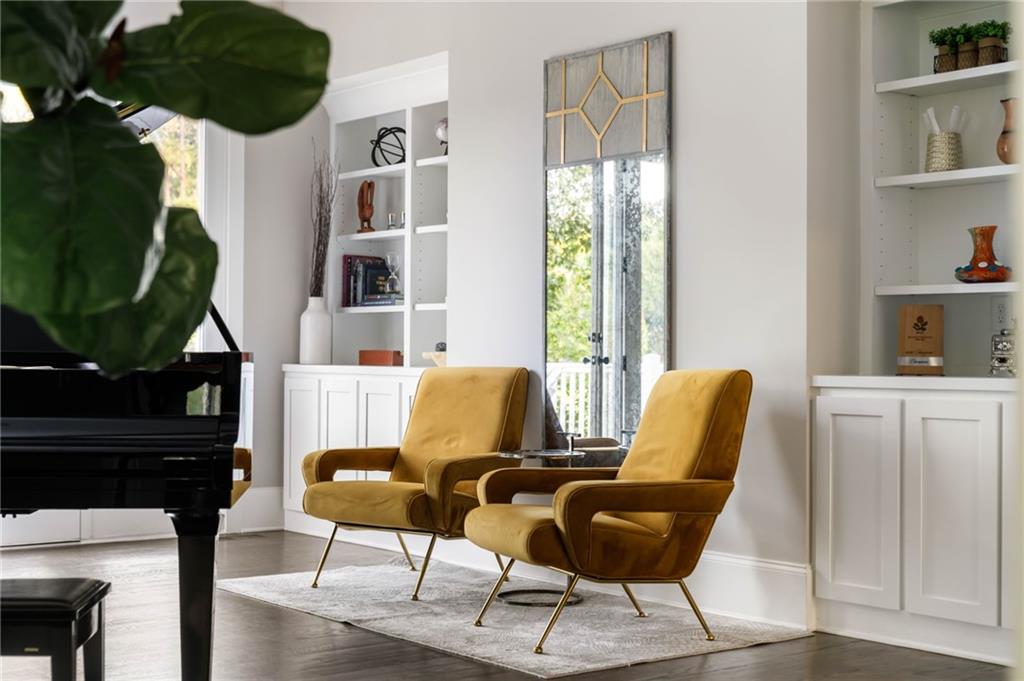 420 Cherry Hill Drive SE