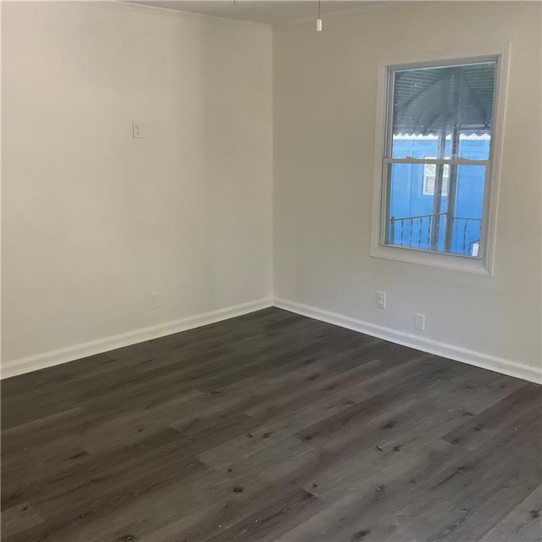 541 W W Lake Avenue W