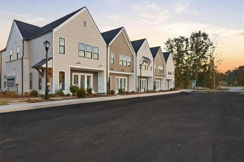Townhouse For Sale - 315 Orchid Street<br/> Braselton, GA 30517