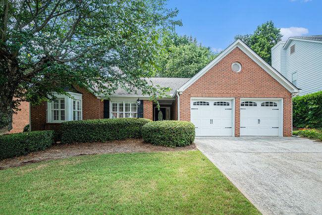 2532 Crofton Court