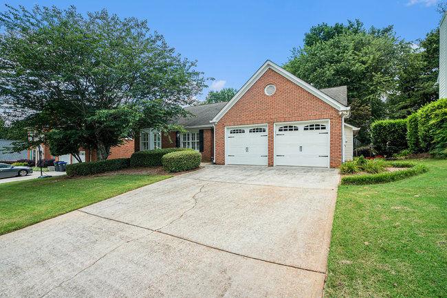 2532 Crofton Court