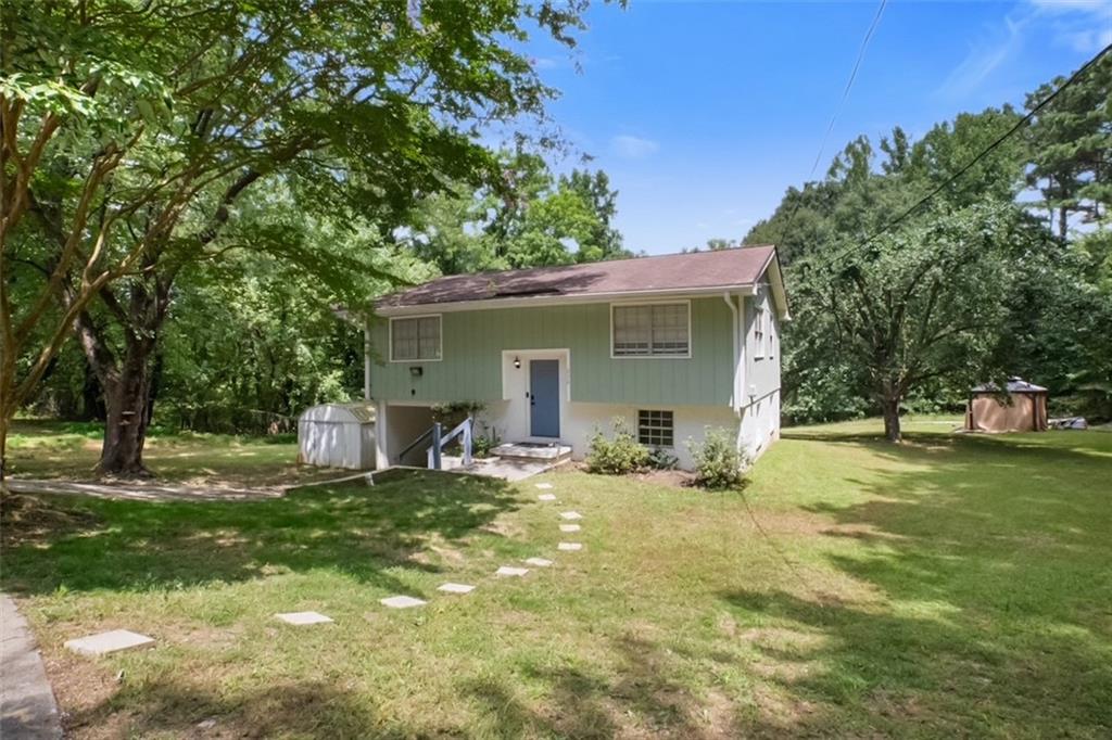 874 Plainville Place SW