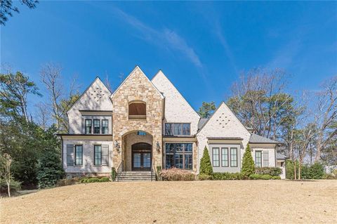 1104 Roxboro Drive NE Atlanta GA 30324