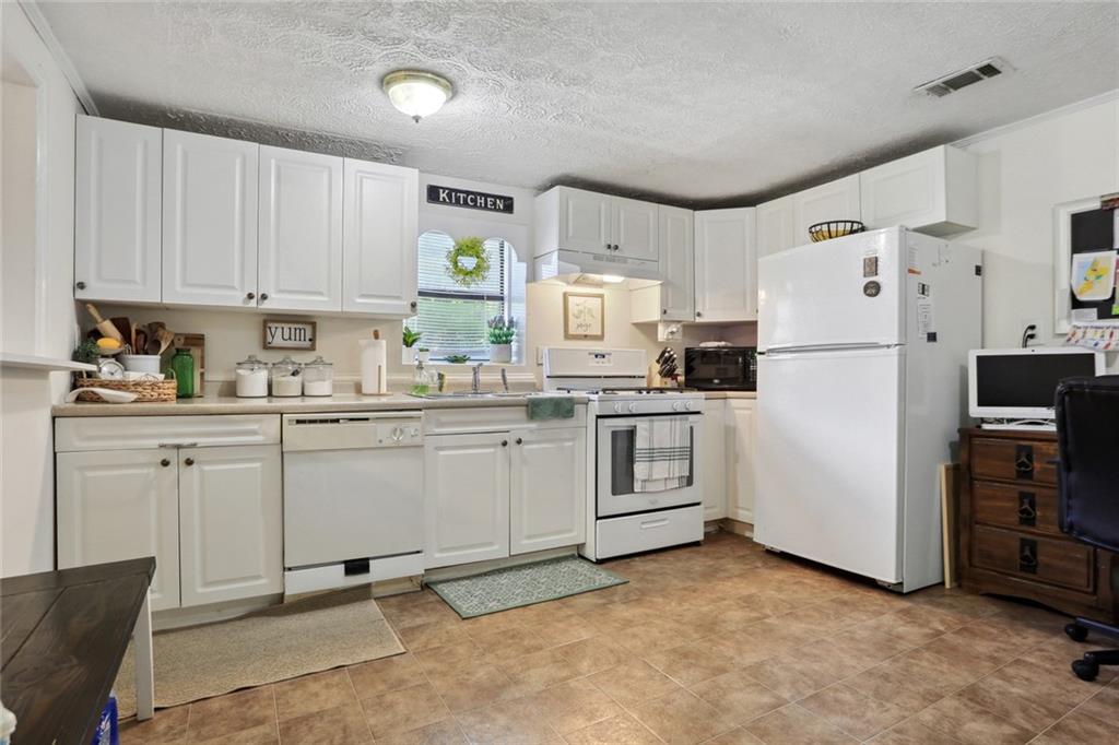 3750 Mckown Road, Douglasville, Georgia image 10
