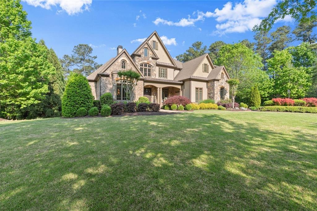 1225 Waterfall Lane