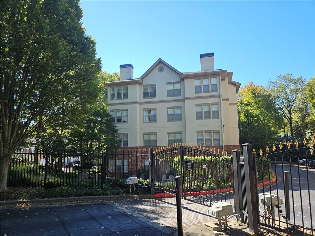 Carlyle Ridge - Residential