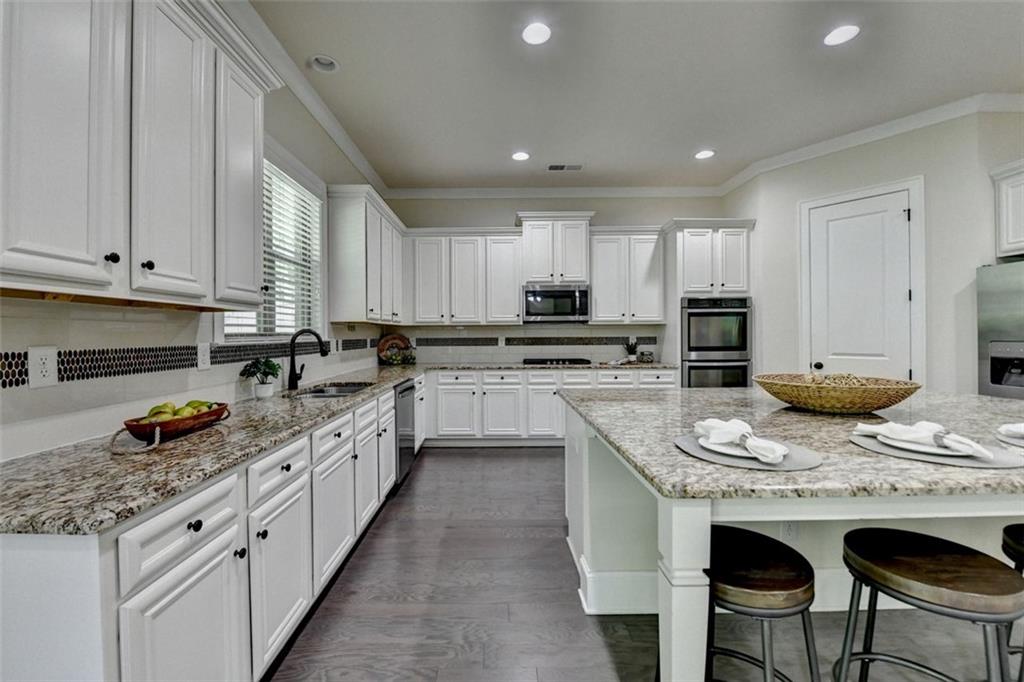 4610 Point Rock Drive, Buford, Georgia image 29