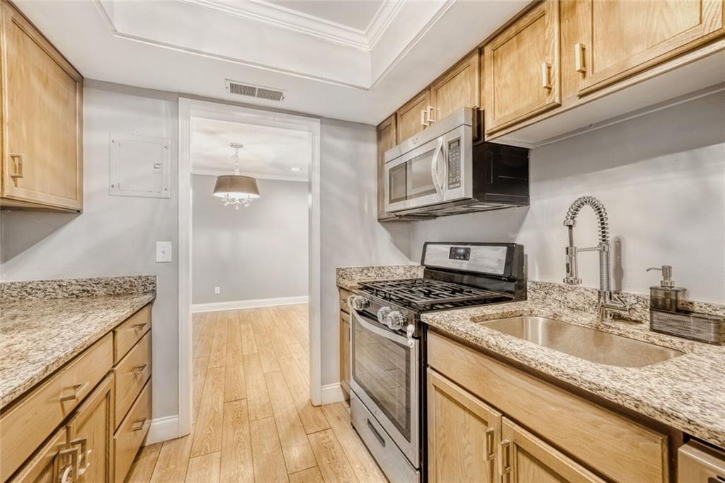 6851 Roswell Road A5