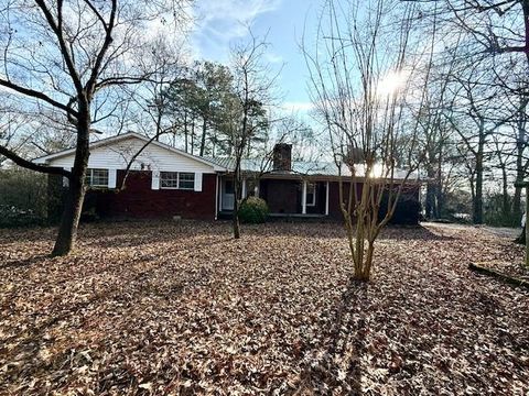 408 Peters Street Calhoun GA 30701