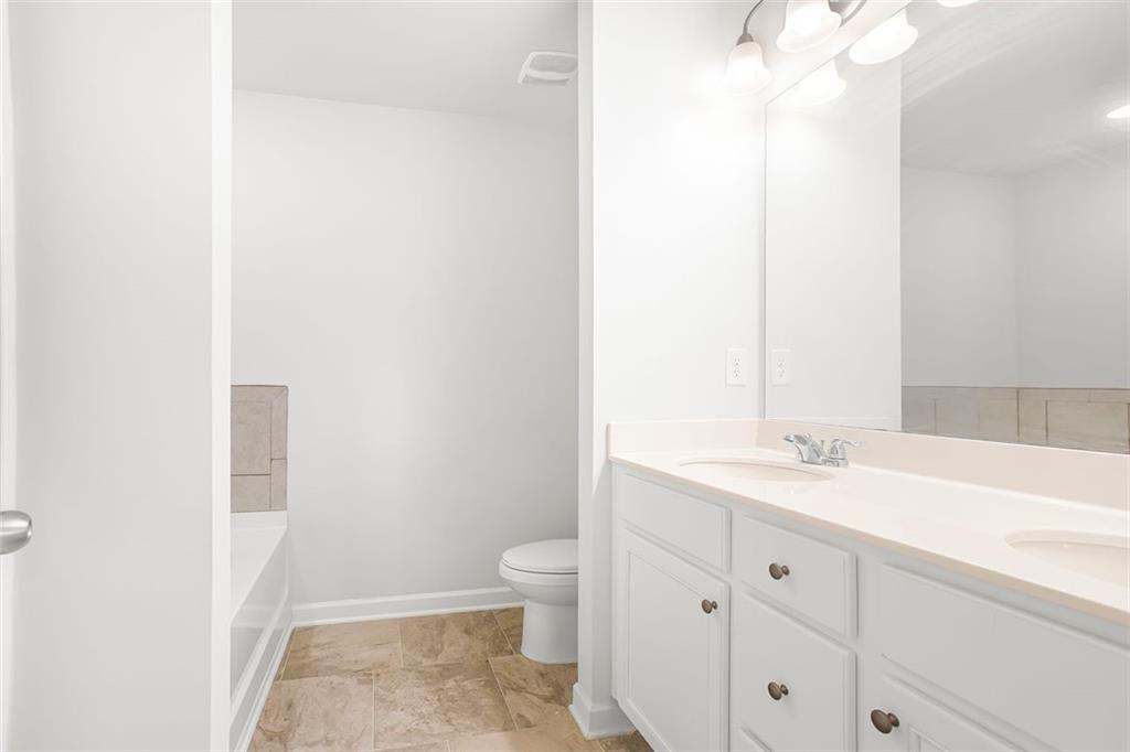 Saratoga Lake Townhomes - Residential