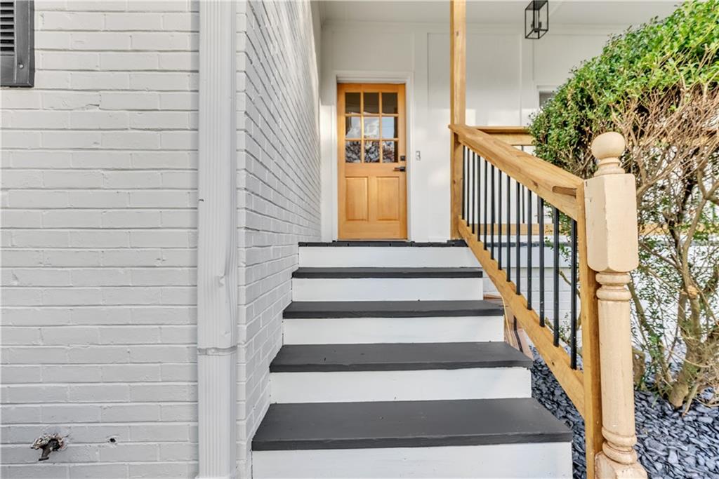 5933 Four Winds Drive SW