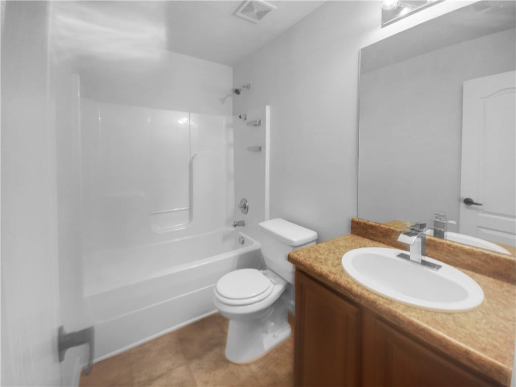 5158 Summersun Drive, Morrow, Georgia image 7