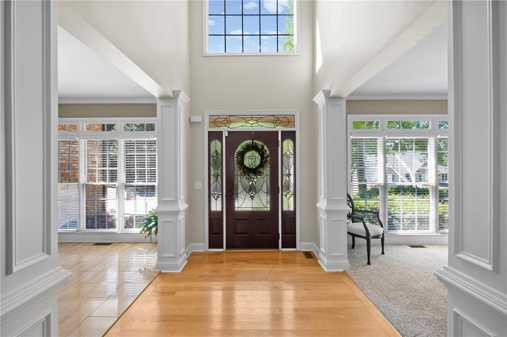 414 Lake Point Trace