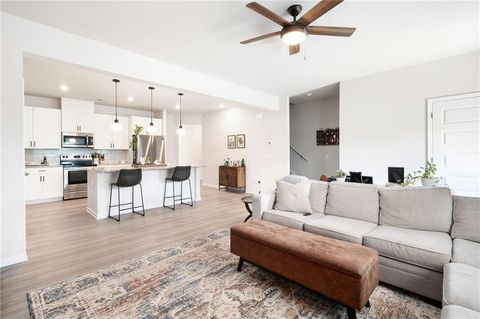 320 Crider Court Woodstock GA 30188