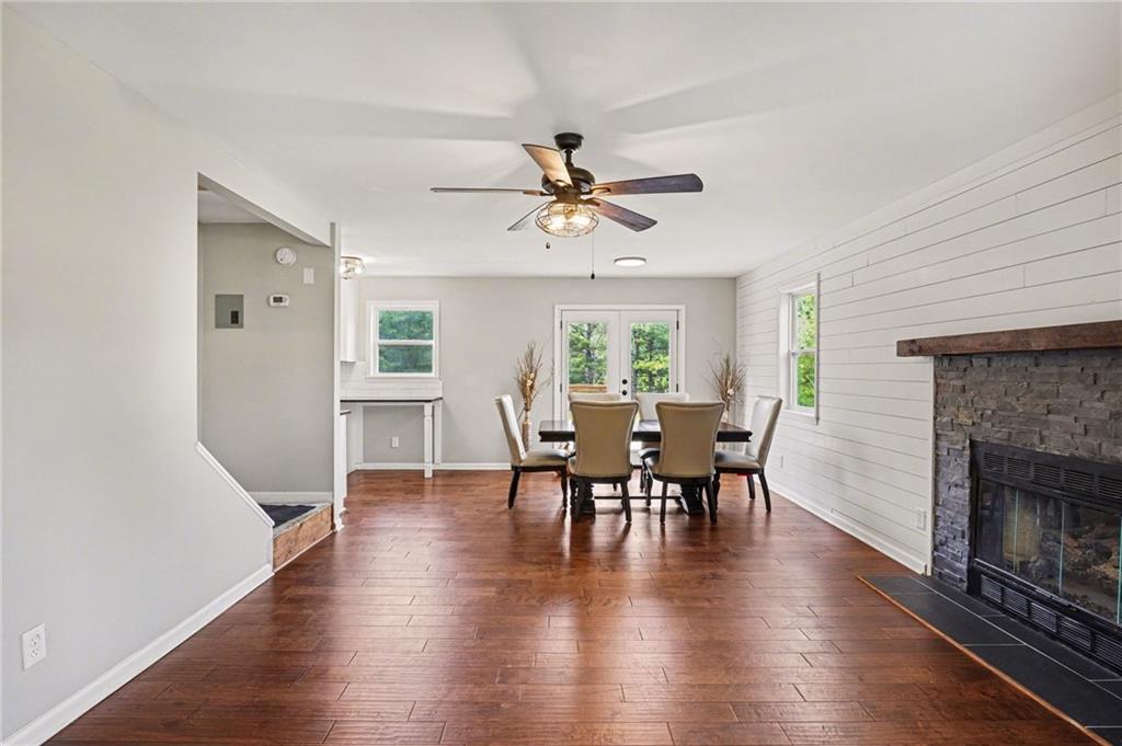 2955 Peeksville Road