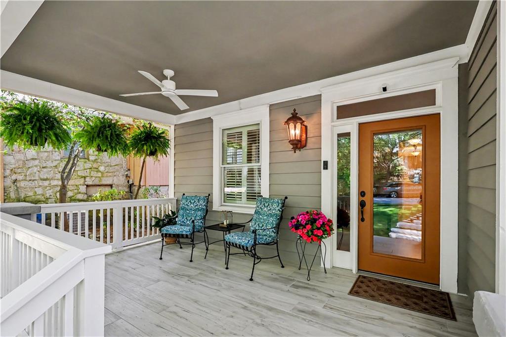 827 Highland Terrace NE