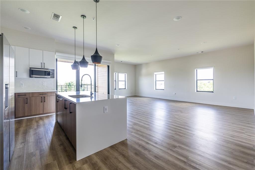 112 Rogers Street NE 506