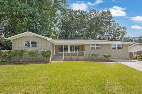 636 Brennan Lane SW Atlanta GA 30310