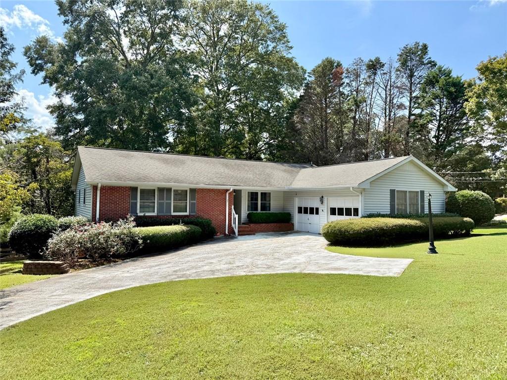 5 Plantation Circle