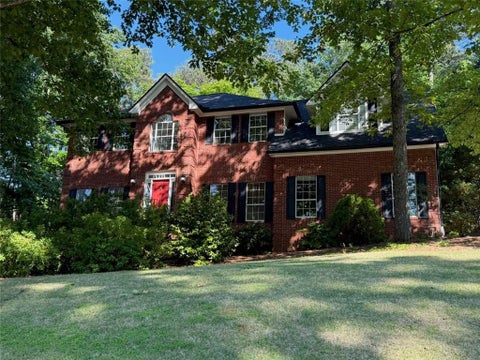 Homes For Sale - 12235 Greenmont Walk<br/> Alpharetta, GA 30009