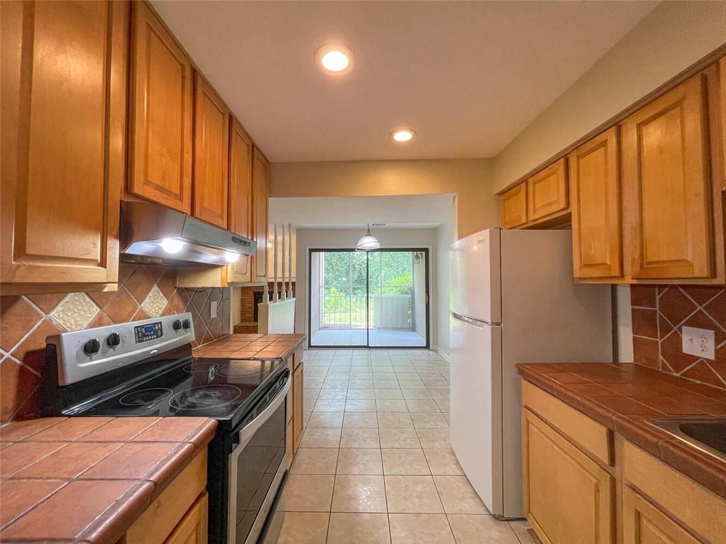 605 Candler Street #C-2, Gainesville, Georgia image 33