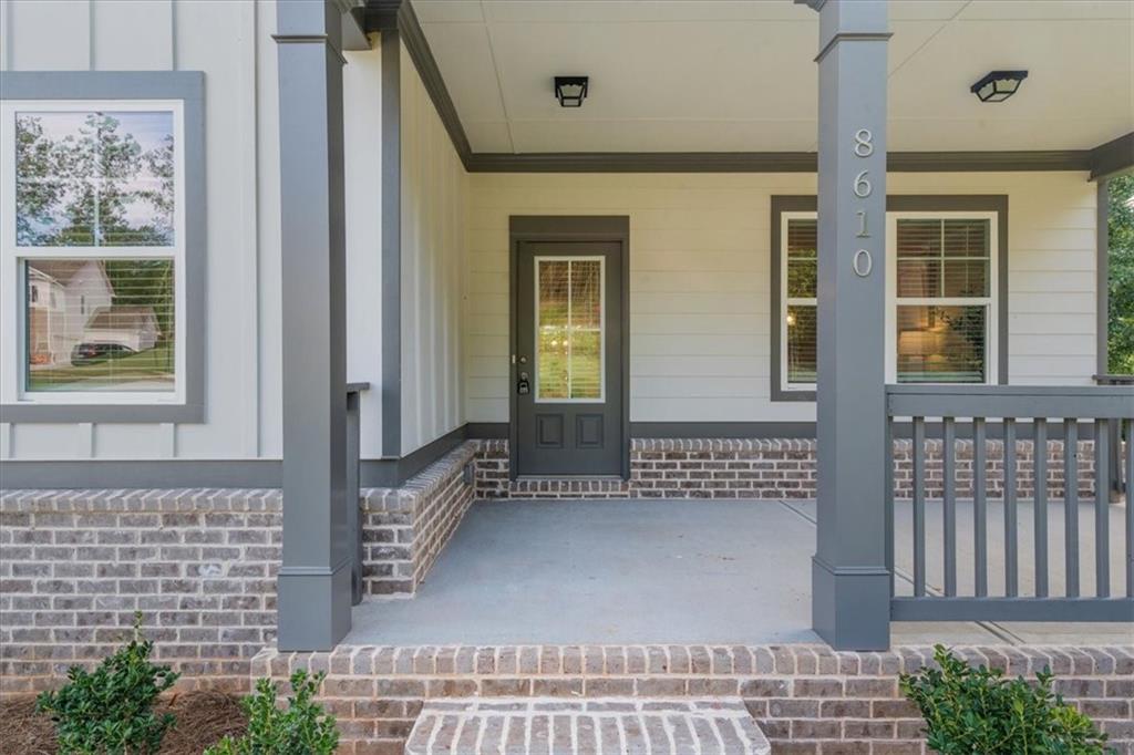 8610 Standing Stone