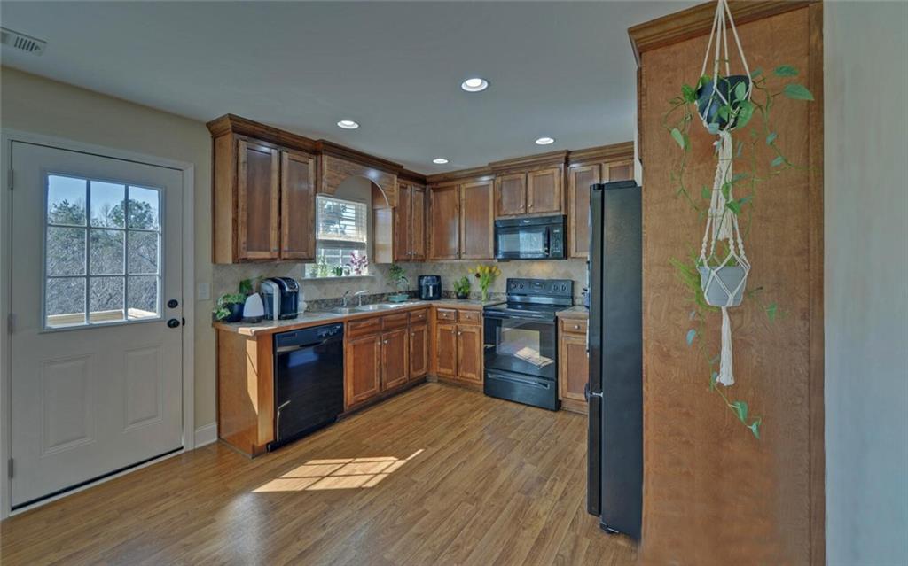 5611 Divine Lane, Clermont, Georgia image 11