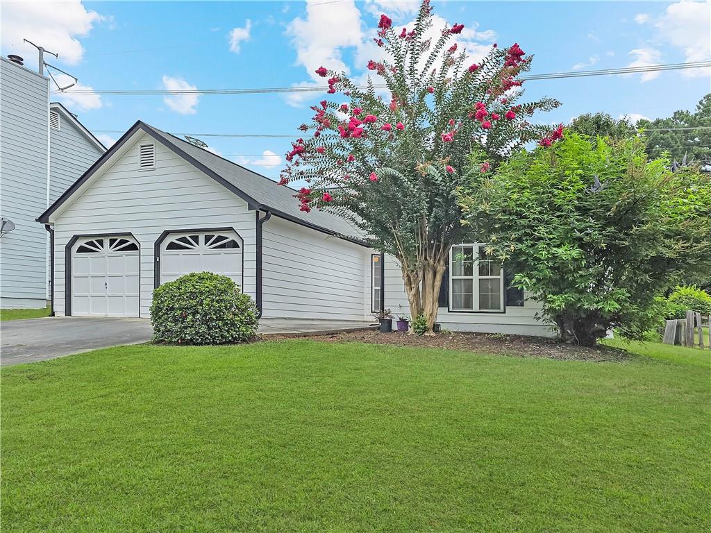 This beautifully updated 3 bedroom, 2 bath ranch home is located in the highly desirable Ivey Park community in Kennesaw. With easy access to Kennesaw State University, Town Center Mall, I-75, I-575, and a wide variety of restaurants and shopping, the location is ideal for both convenience and lifestyle.
Freshly updated with new interior paint, luxury laminate flooring throughout, modern window blinds, and upscale lighting, this home offers a spacious and functional layout. Step into a welcoming foyer that opens into a large living area featuring soaring cathedral ceilings, a cozy fireplace, and an adjacent dining space filled with natural light from large picture windows. French doors lead to a private back porch—perfect for grilling or relaxing in the fenced backyard.
The remodeled kitchen boasts new countertops, crisp white cabinets with stainless hardware, and a nearby laundry closet for added convenience. The kitchen also provides direct access to the attached two-car garage.
The oversized primary suite is located just off the foyer and easily accommodates a king-size bed with additional furniture. It includes a walk-in closet and a spa-like ensuite bath with a garden tub, separate shower, and dual-sink vanity. Two additional spacious bedrooms are located down the hall and share a full bath with a tub/shower combo and white vanity.
Looking for long-term tenants. Tenants are responsible for all utilities, trash, and lawn care, and must adhere to HOA rules and regulations. Small pet considered with approval.