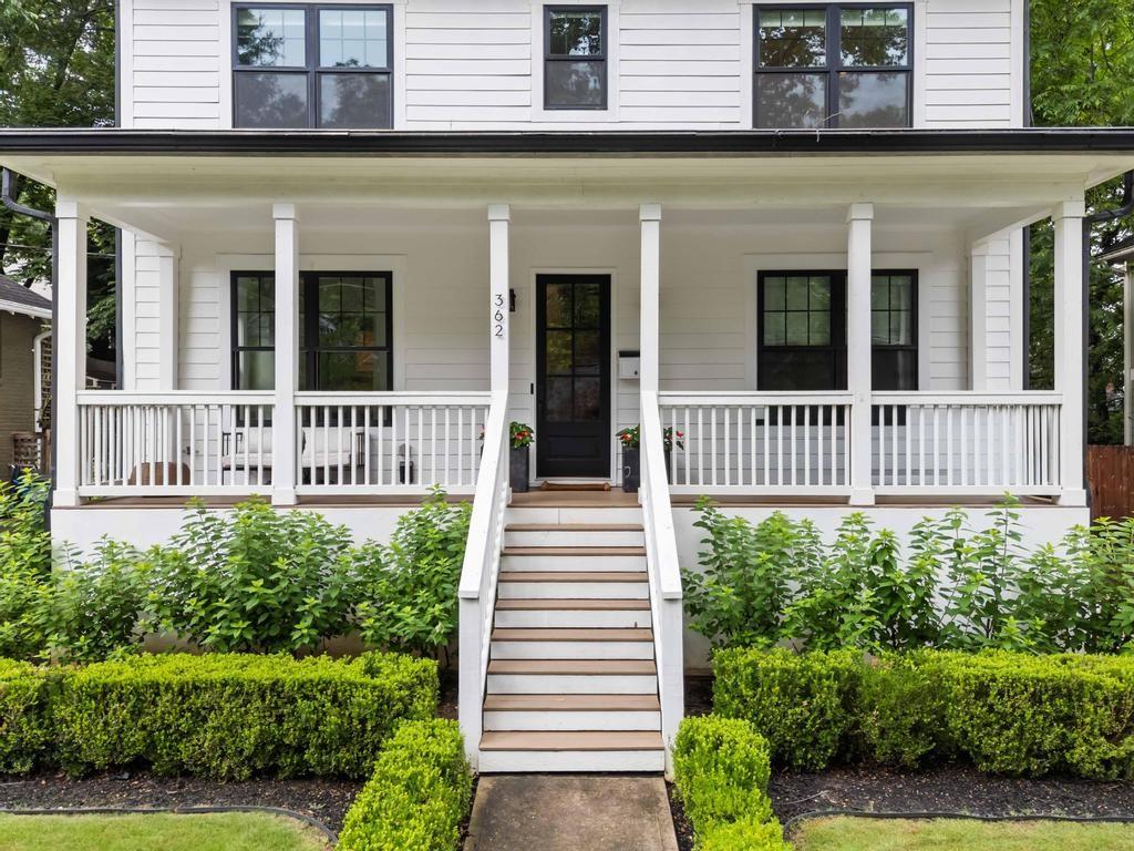 362 Clifton Road NE