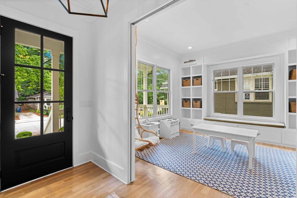 362 Clifton Road NE