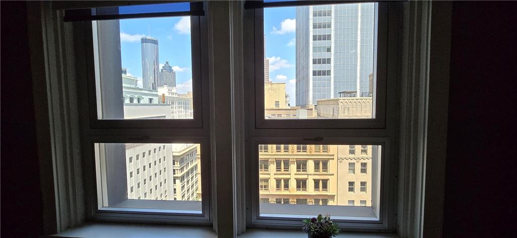 Metropolitan - Residential