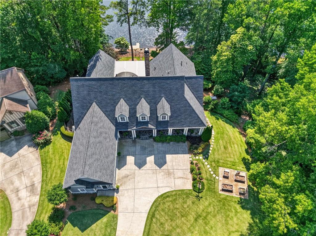1420 Masters Court NW