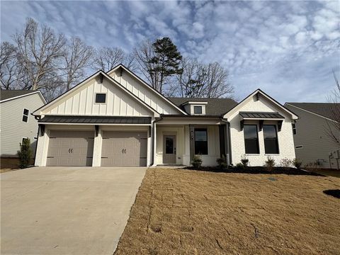 Homes For Sale - 172 Rosewood Park Drive<br/> Hoschton, GA 30548