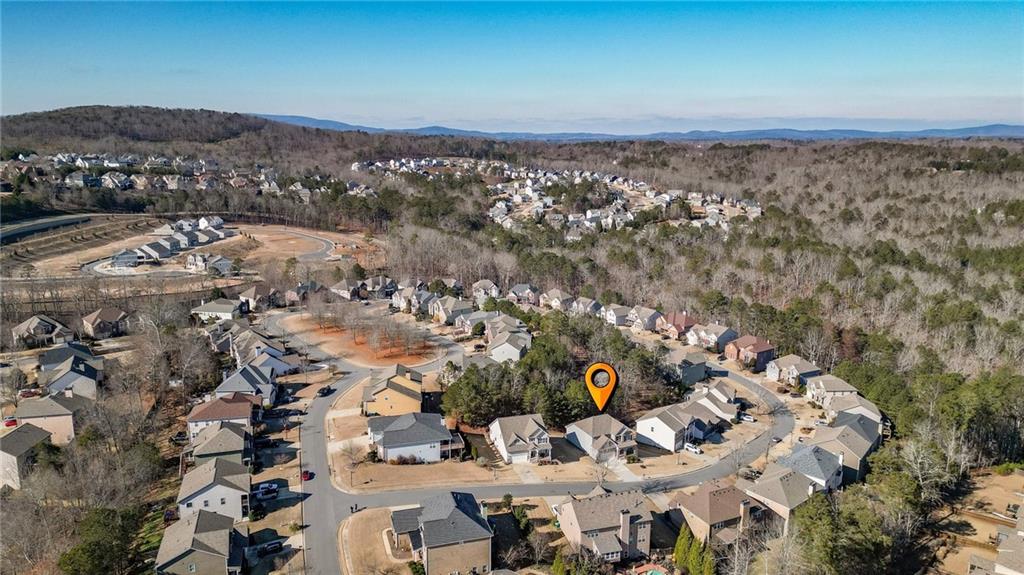 505 Blue Mountain Rise, Canton, Georgia image 4