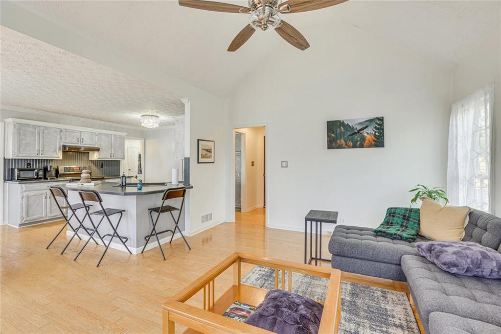 3075 Superior Drive SE