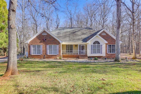 Homes For Sale - 3075 Superior Drive<br/> Dacula, GA 30019