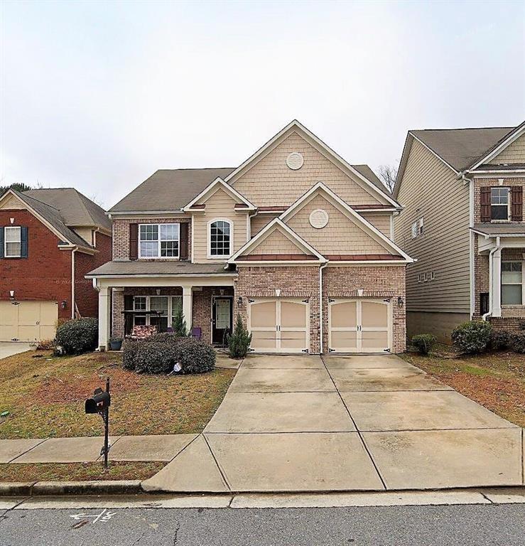 Gorgeous home in the Lawrenceville area! The home features 5 bedrooms and 3 bathrooms, newly painted walls and beautiful arch ways through out the home. The spacious master features an on suite master bath with separate tub and shower as well as a huge walk-in closet. The location is one its best features being very close to shopping centers, entertainment and near community park. Make this home yours today!