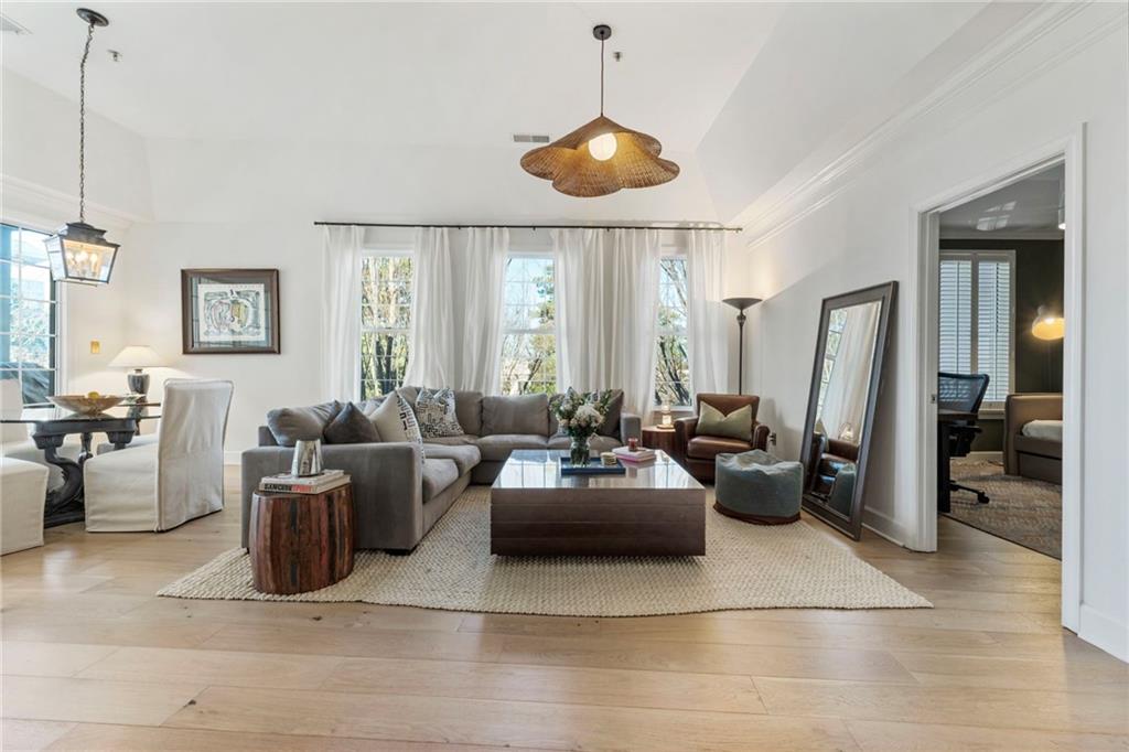 3101 Howell Mill Road NW 304